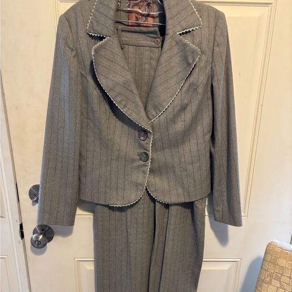 Z by Zelda suit - Picture 3 of 5